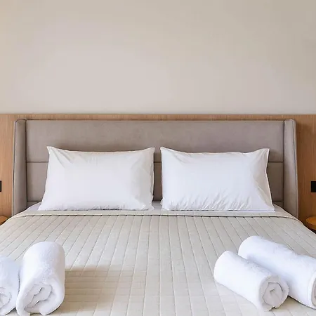 Nobilis Corfu أخارافي